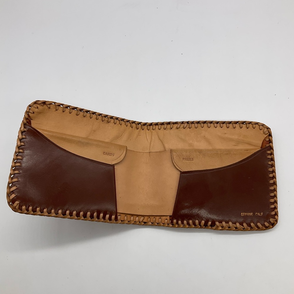 VINTAGE TOOLED LEATHER WALLET WITH WGB INITIALS - Picture 3 of 8